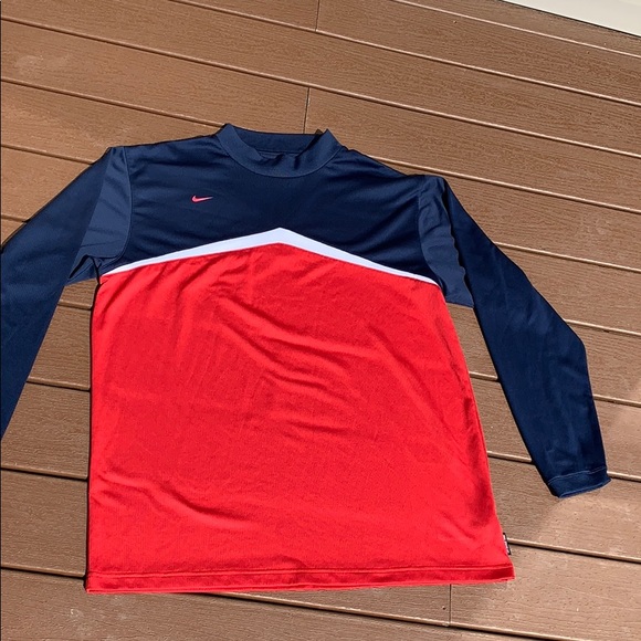 Nike Other - Men’s Nike long sleeve tee